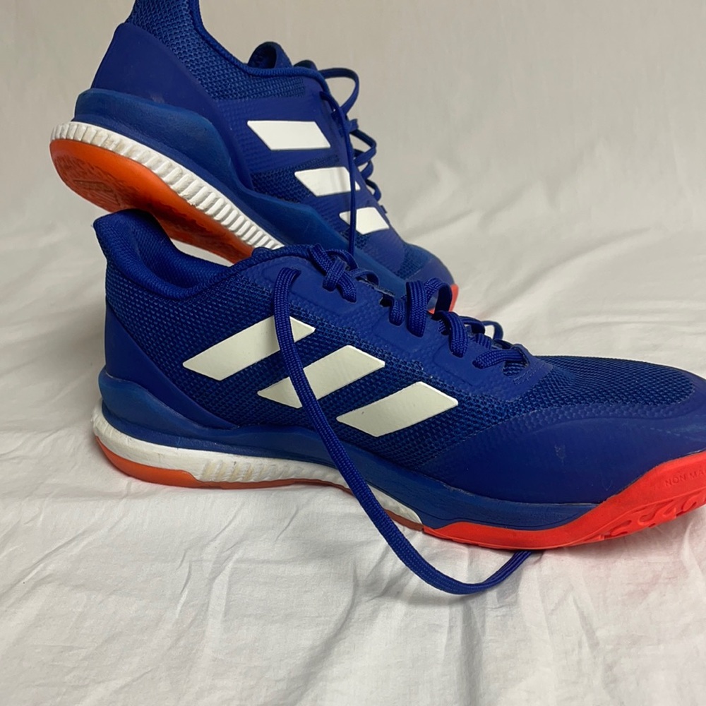 Adidas tennis shoes